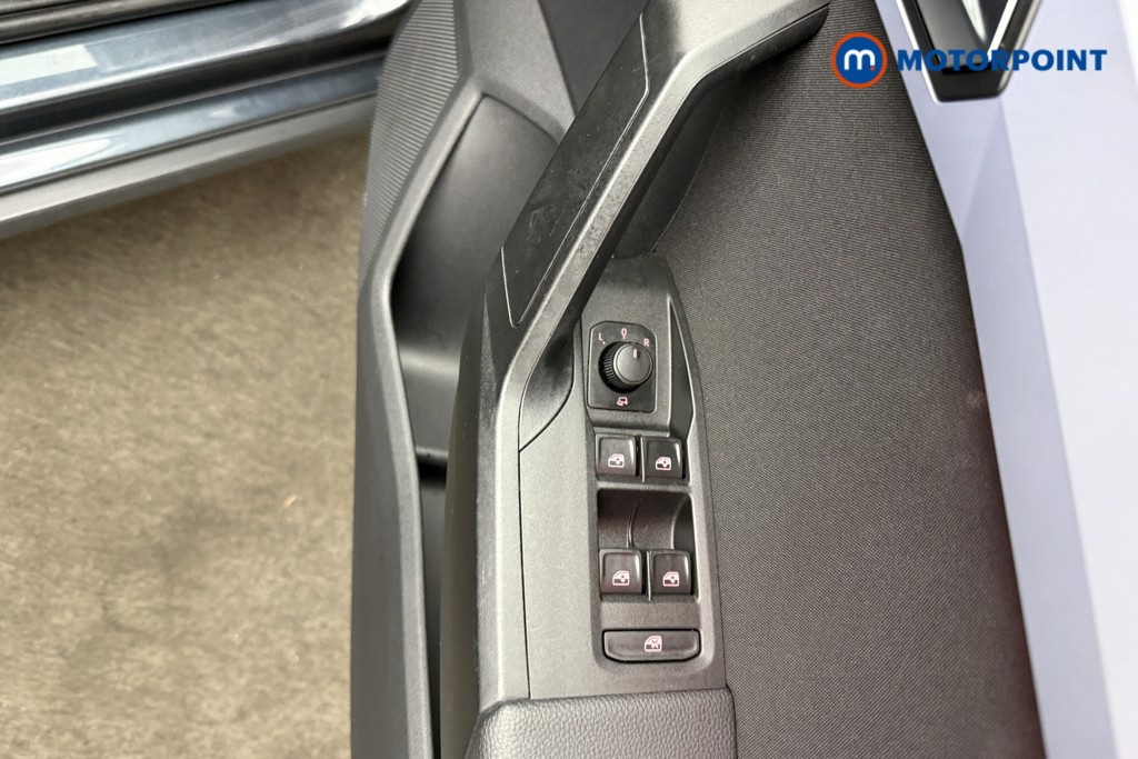 Seat Arona FR Manual Petrol SUV - Stock Number (1589371) - 19th supplementary image