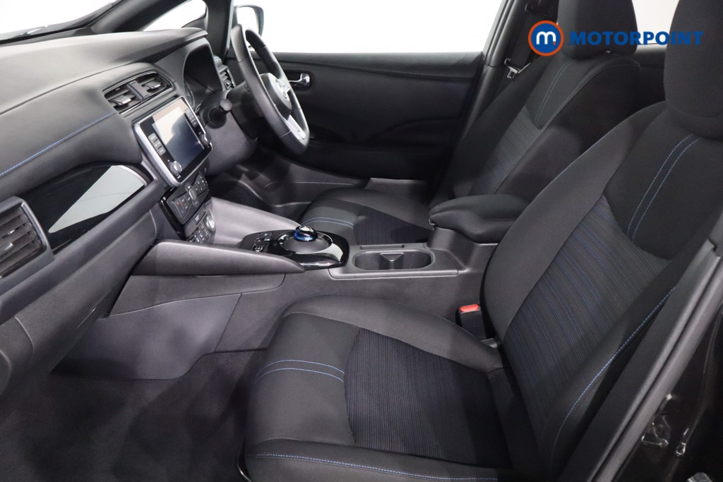Nissan Leaf N-Connecta Automatic Electric Hatchback - Stock Number (1589533) - 4th supplementary image