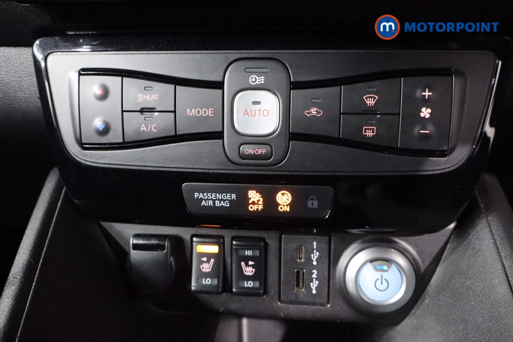 Nissan Leaf N-Connecta Automatic Electric Hatchback - Stock Number (1589533) - 16th supplementary image