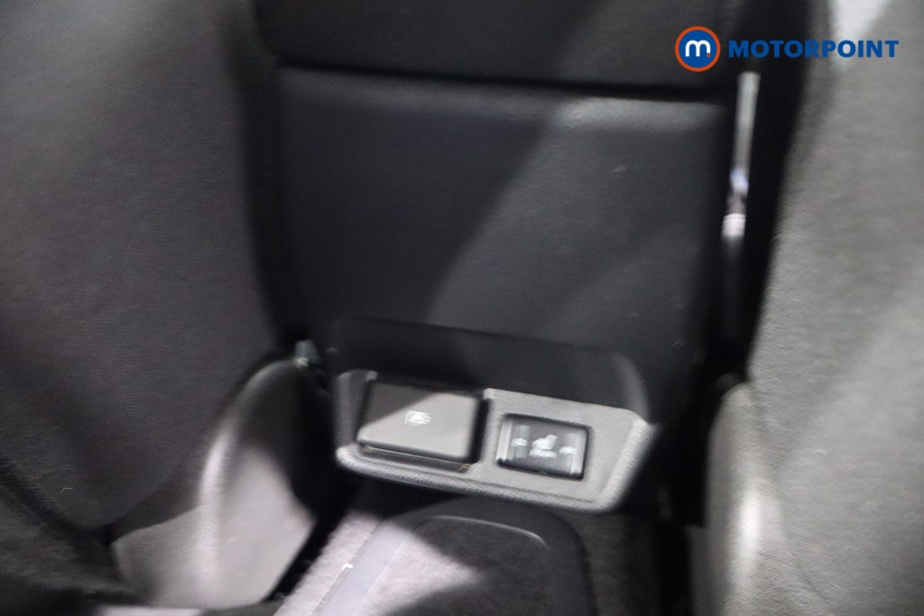 Nissan Leaf N-Connecta Automatic Electric Hatchback - Stock Number (1589533) - 24th supplementary image