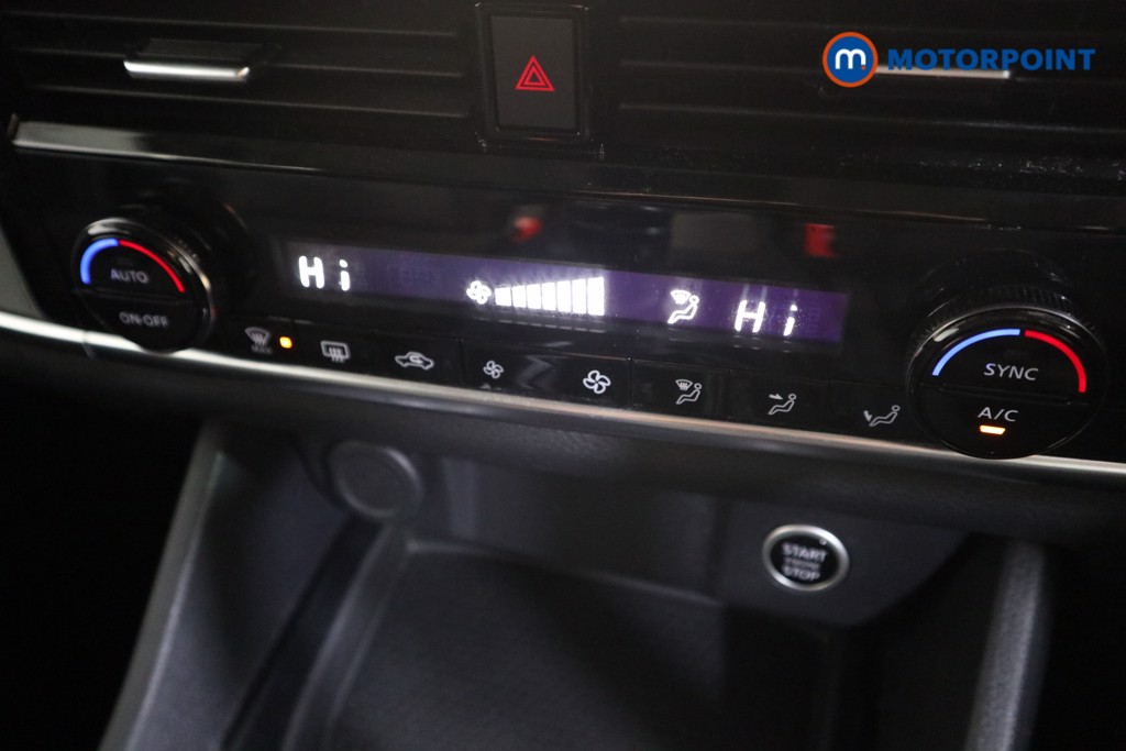 Nissan Qashqai Acenta Premium Manual Petrol SUV - Stock Number (1589734) - 7th supplementary image
