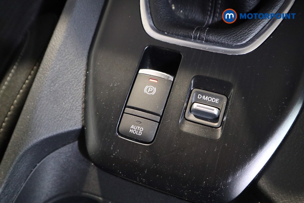 Nissan Qashqai Acenta Premium Manual Petrol SUV - Stock Number (1589734) - 9th supplementary image
