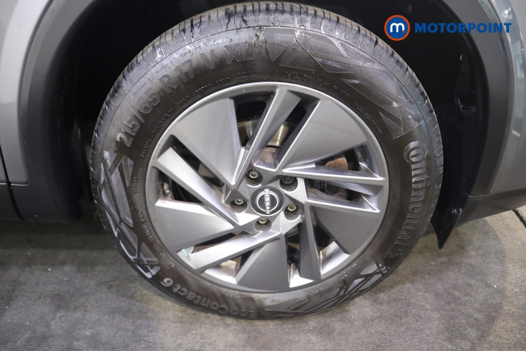 Nissan Qashqai Acenta Premium Manual Petrol SUV - Stock Number (1589734) - 19th supplementary image