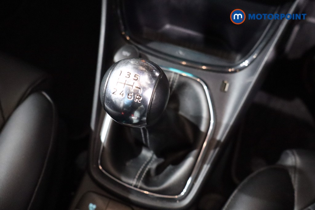 Ford Puma St-Line Vignale Manual Petrol SUV - Stock Number (1589825) - 14th supplementary image