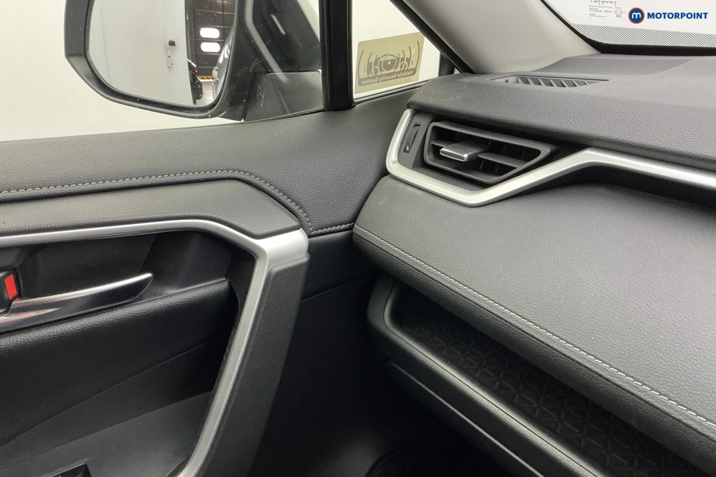 Toyota Rav4 Design Automatic Petrol-Electric Hybrid SUV - Stock Number (1589945) - 16th supplementary image