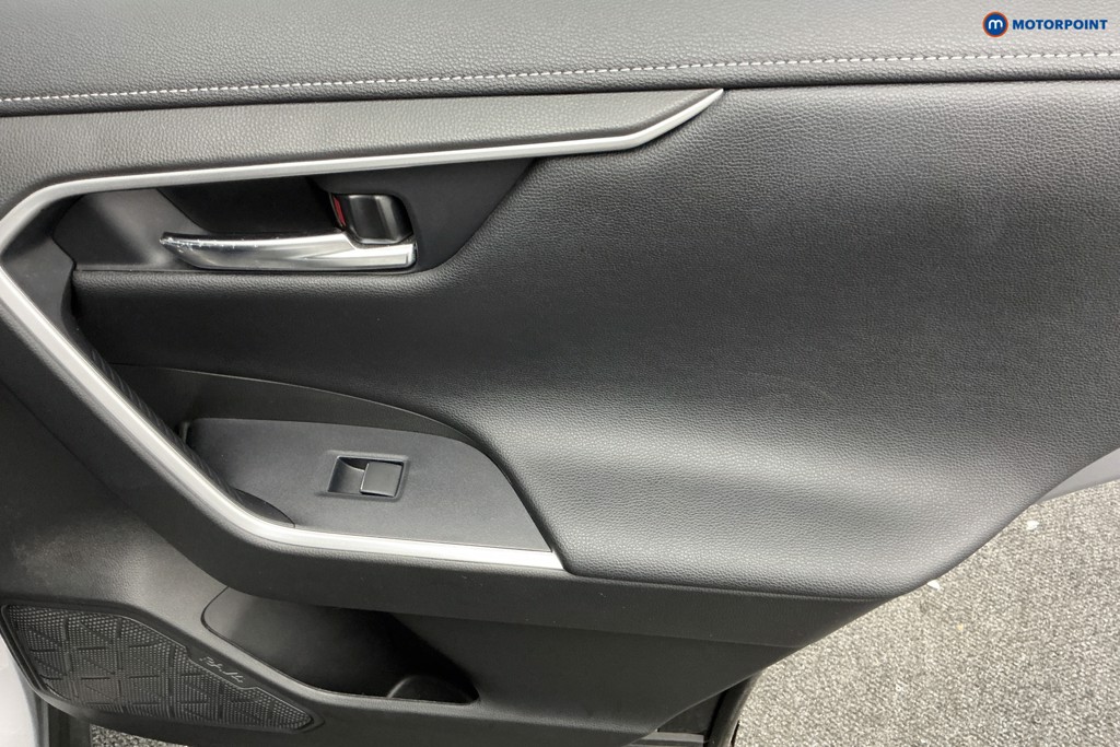 Toyota Rav4 Design Automatic Petrol-Electric Hybrid SUV - Stock Number (1589945) - 22nd supplementary image