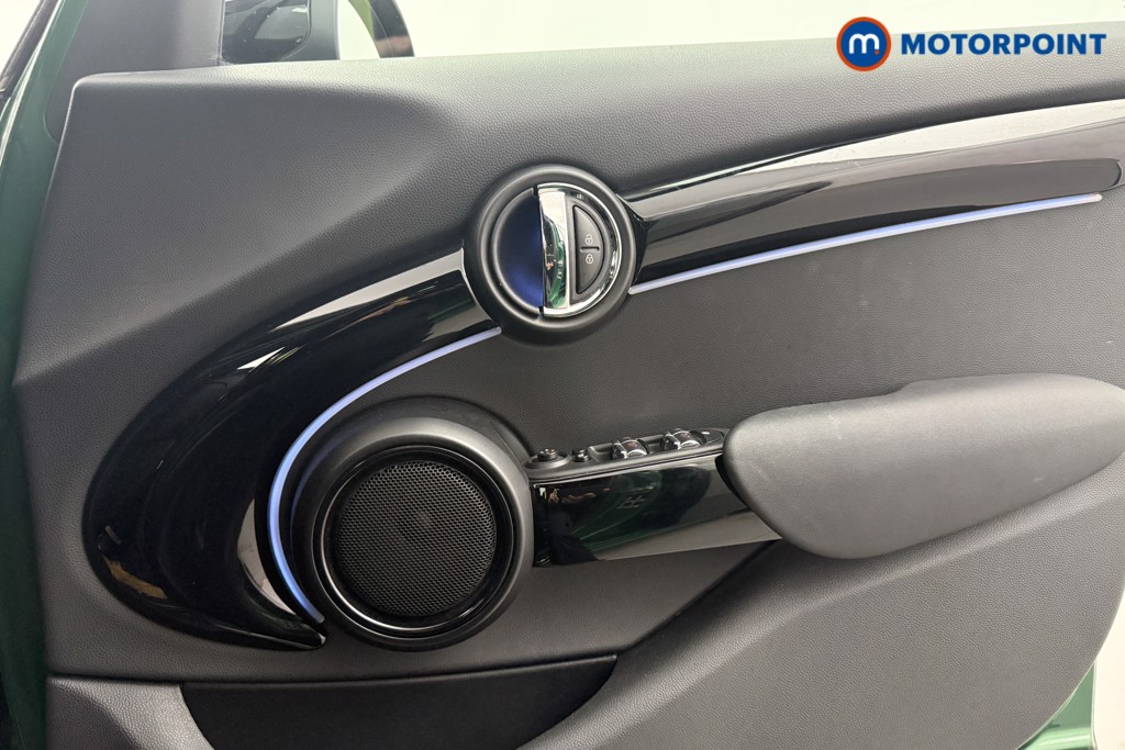 Mini Hatchback Cooper S Sport Automatic Petrol Hatchback - Stock Number (1589972) - 17th supplementary image