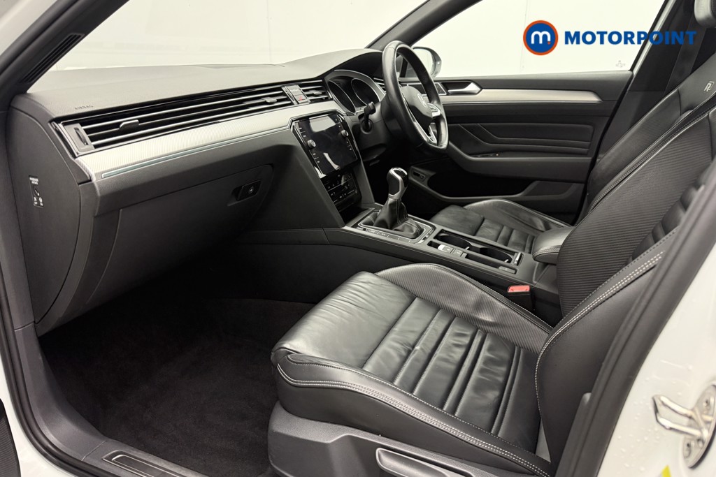 Volkswagen Passat R-Line Manual Diesel Saloon - Stock Number (1590010) - 8th supplementary image