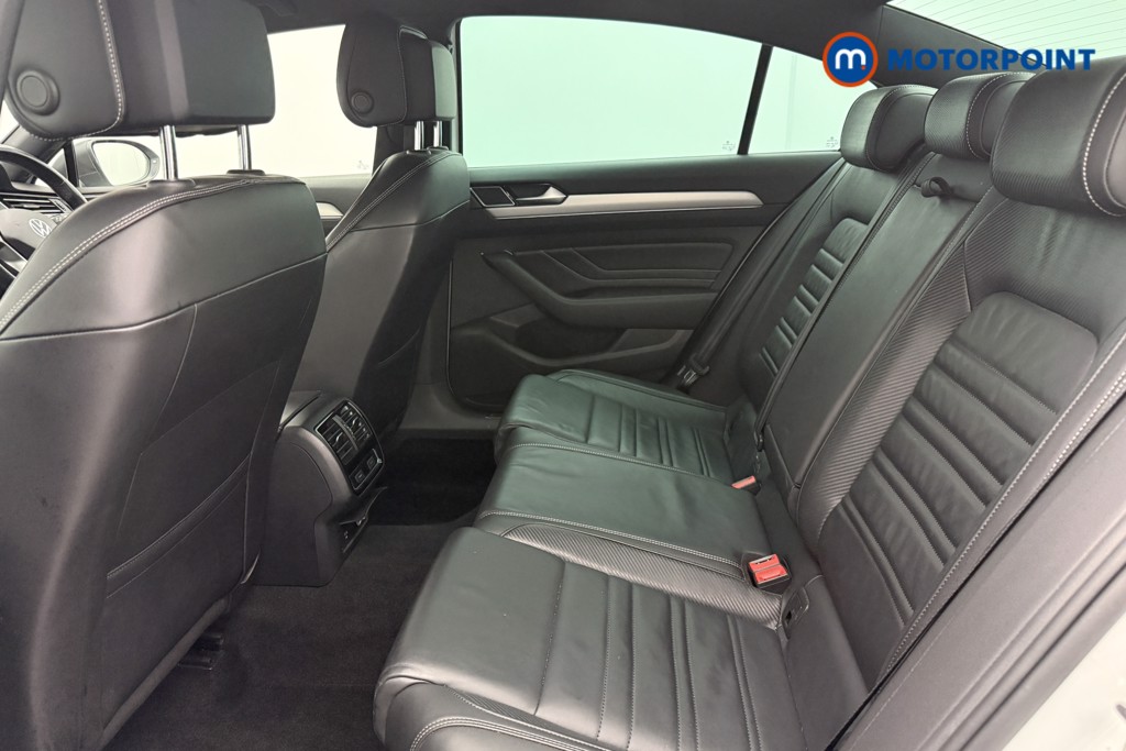 Volkswagen Passat R-Line Manual Diesel Saloon - Stock Number (1590010) - 9th supplementary image