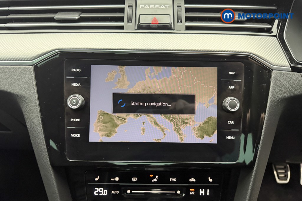 Volkswagen Passat R-Line Manual Diesel Saloon - Stock Number (1590010) - 16th supplementary image