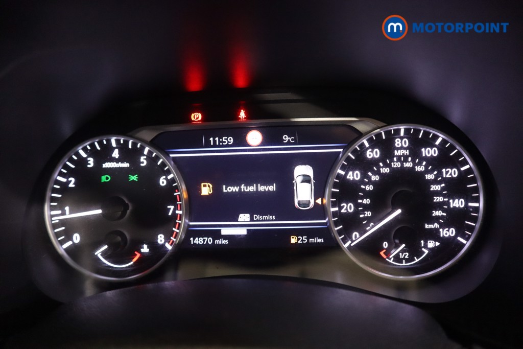 Nissan Juke N-Connecta Manual Petrol SUV - Stock Number (1590092) - 4th supplementary image