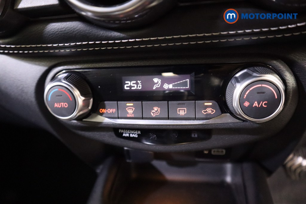 Nissan Juke N-Connecta Manual Petrol SUV - Stock Number (1590092) - 6th supplementary image