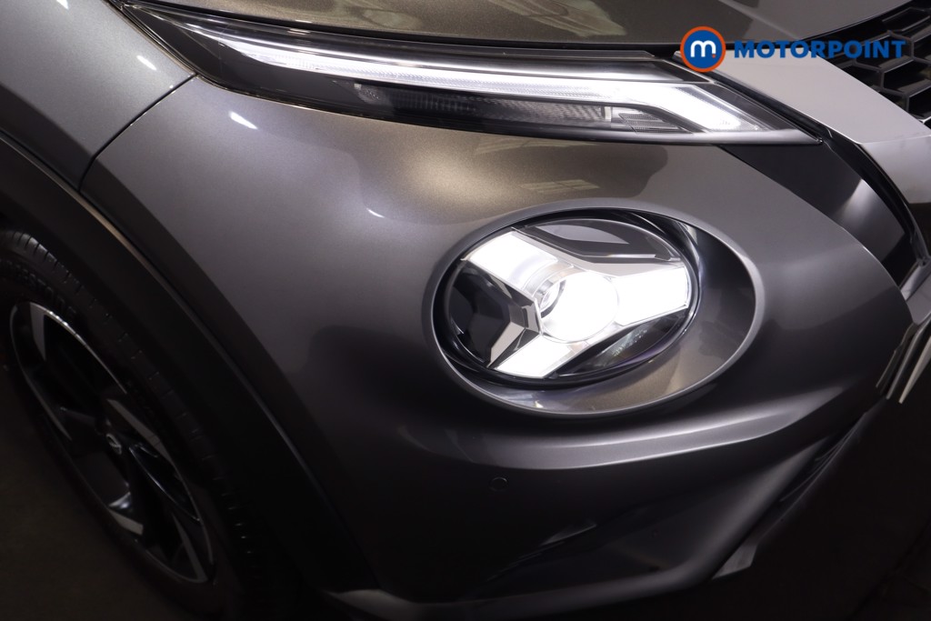 Nissan Juke N-Connecta Manual Petrol SUV - Stock Number (1590092) - 26th supplementary image