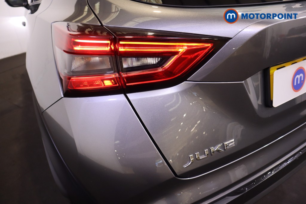 Nissan Juke N-Connecta Manual Petrol SUV - Stock Number (1590092) - 29th supplementary image