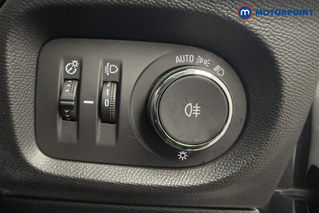 Vauxhall Corsa Design Automatic Petrol Hatchback - Stock Number (1590268) - 14th supplementary image