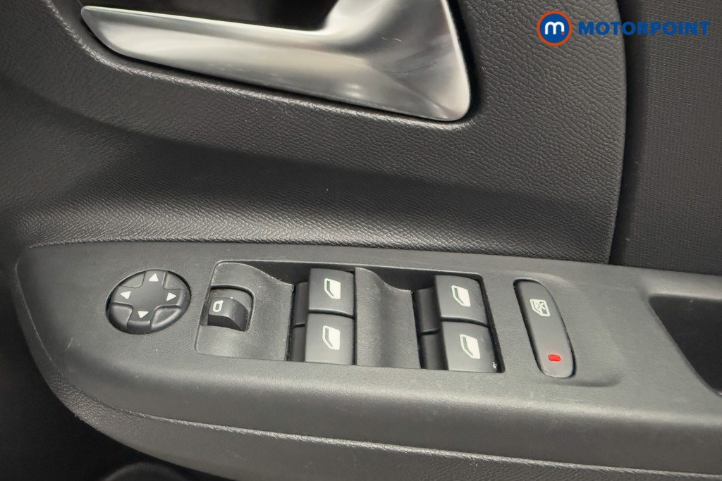 Vauxhall Corsa Design Automatic Petrol Hatchback - Stock Number (1590268) - 16th supplementary image