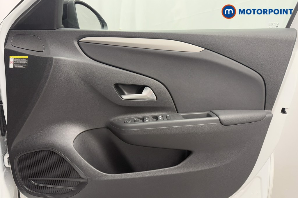 Vauxhall Corsa Design Automatic Petrol Hatchback - Stock Number (1590269) - 15th supplementary image