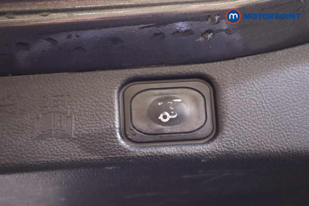 Ford Galaxy Titanium X Manual Diesel People Carrier - Stock Number (1590312) - 23rd supplementary image