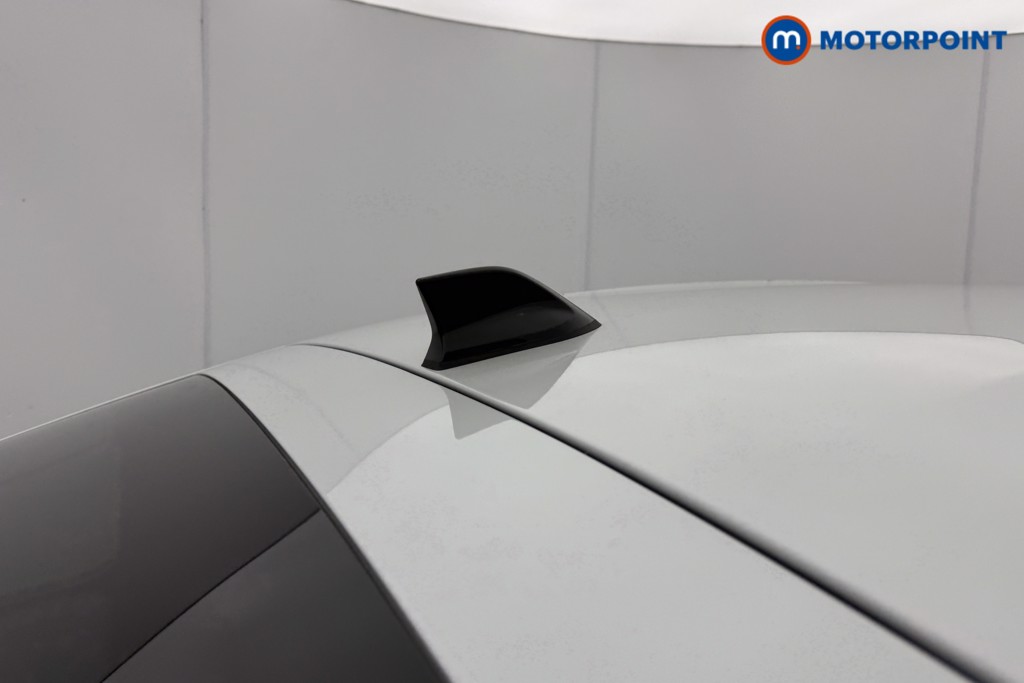 Renault Arkana R.S. Line Automatic Petrol-Electric Hybrid SUV - Stock Number (1590369) - 19th supplementary image