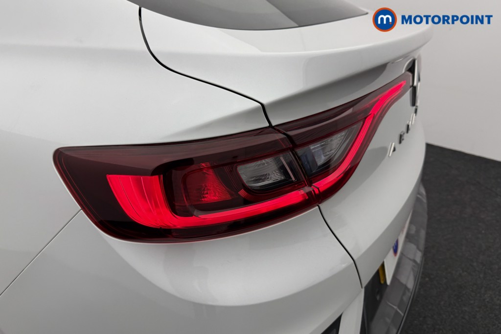 Renault Arkana R.S. Line Automatic Petrol-Electric Hybrid SUV - Stock Number (1590369) - 26th supplementary image