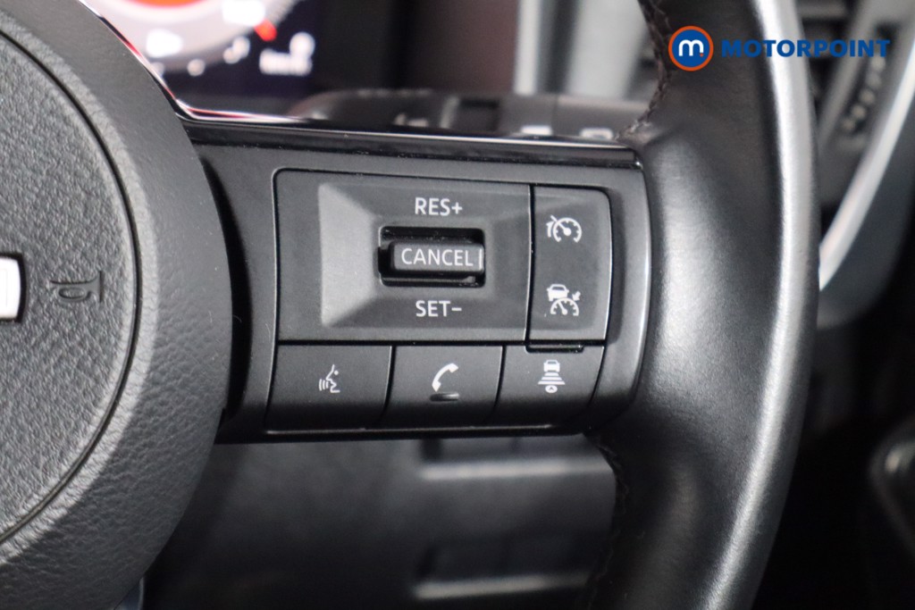 Nissan Qashqai N-Connecta Manual Petrol SUV - Stock Number (1590485) - 8th supplementary image