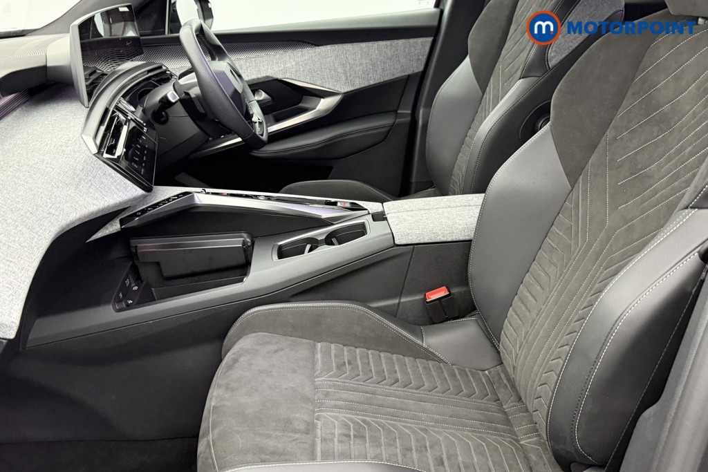 Peugeot 3008 GT Automatic Petrol SUV - Stock Number (1590545) - 24th supplementary image