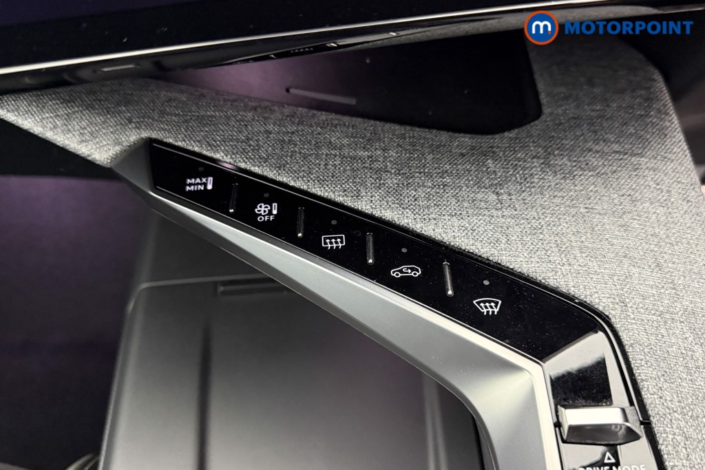 Peugeot 3008 GT Automatic Petrol SUV - Stock Number (1590550) - 14th supplementary image