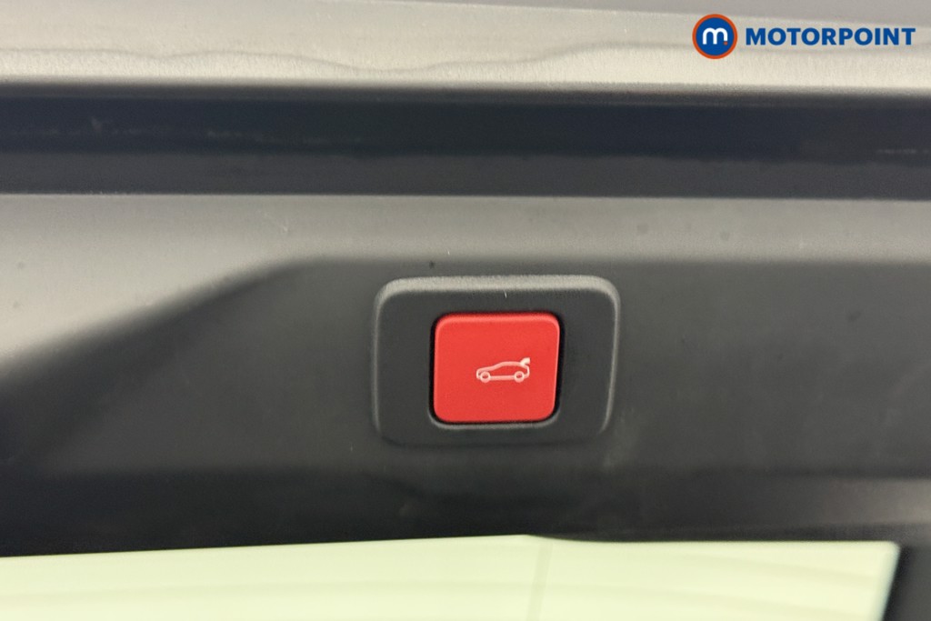 Peugeot 3008 GT Automatic Petrol SUV - Stock Number (1590550) - 23rd supplementary image