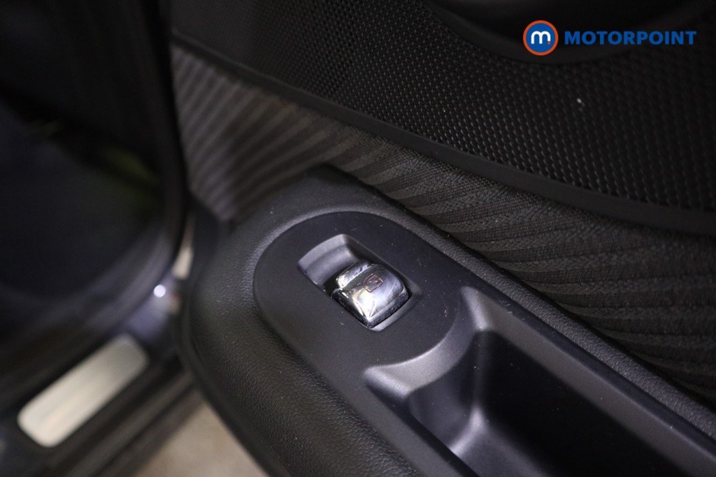 Mini Clubman Cooper S Automatic Petrol Estate - Stock Number (1590694) - 19th supplementary image