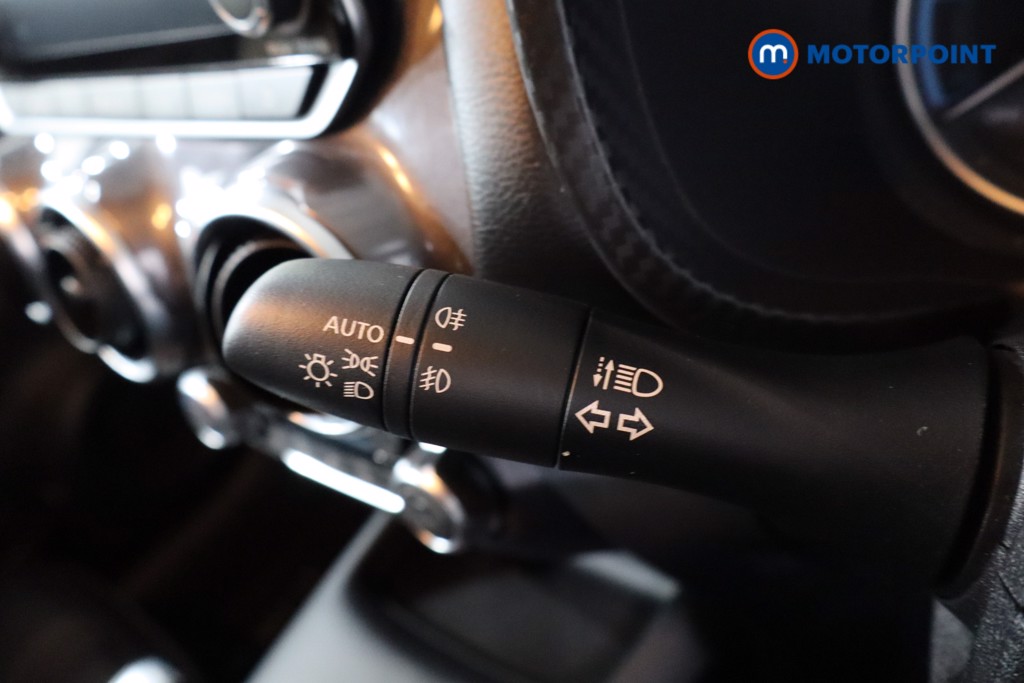 Nissan Juke Tekna Automatic Petrol-Electric Hybrid SUV - Stock Number (1590762) - 19th supplementary image