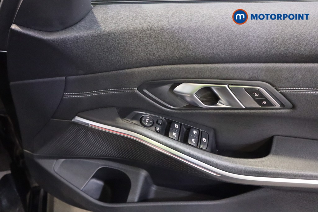 BMW 3 Series Sport Manual Diesel Saloon - Stock Number (1591456) - 10th supplementary image