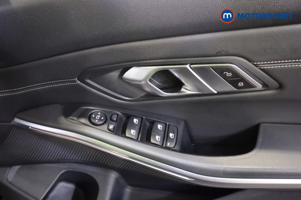 BMW 3 Series Sport Manual Diesel Saloon - Stock Number (1591456) - 11th supplementary image