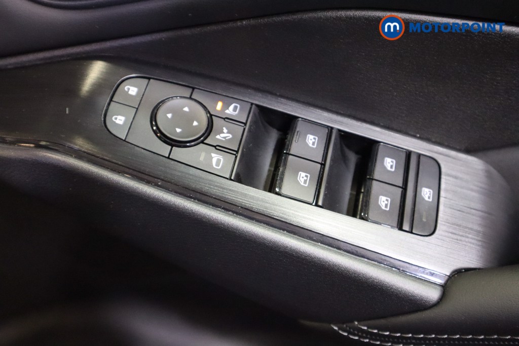 Nissan Qashqai Acenta Premium Manual Petrol SUV - Stock Number (1591509) - 11th supplementary image