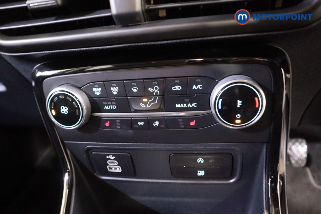 Ford Ecosport Active Manual Petrol SUV - Stock Number (1591612) - 6th supplementary image