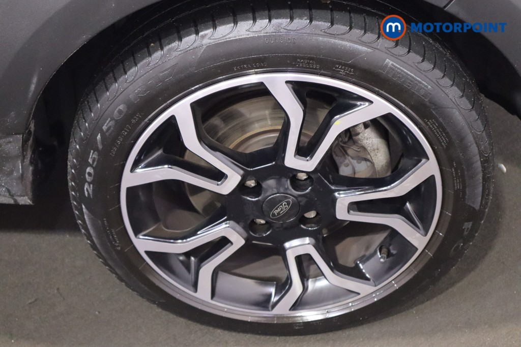 Ford Ecosport Active Manual Petrol SUV - Stock Number (1591612) - 21st supplementary image