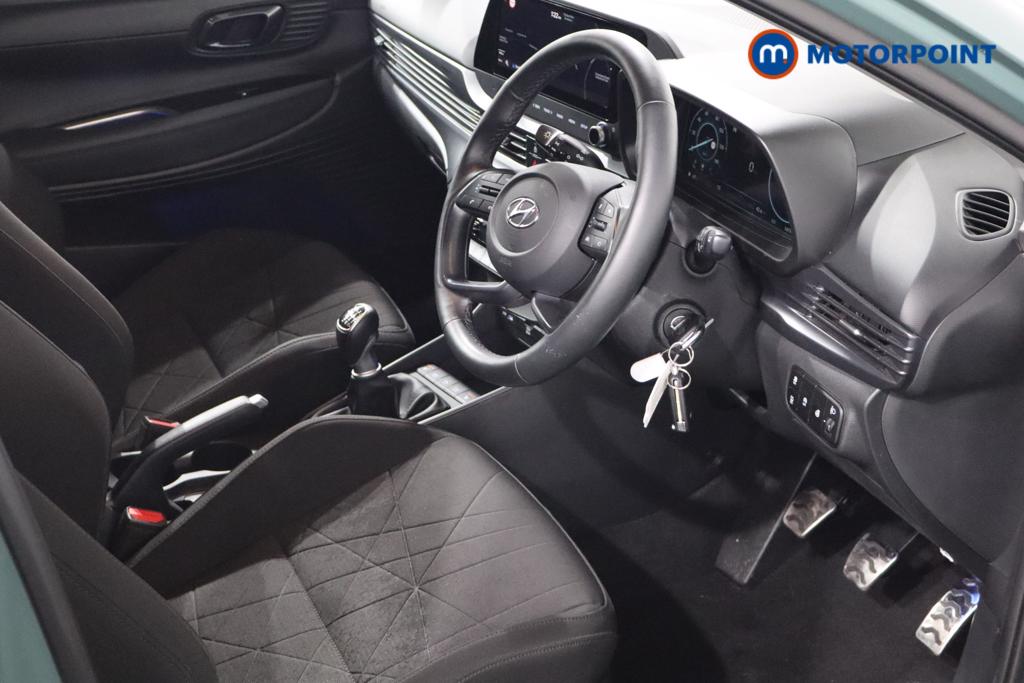 Hyundai Bayon Premium Manual Petrol SUV - Stock Number (1591781) - 4th supplementary image