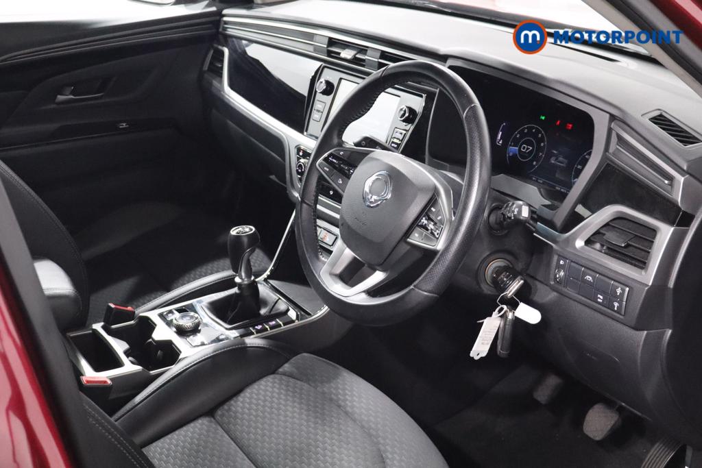 Ssangyong Korando Ventura Manual Petrol SUV - Stock Number (1591789) - 4th supplementary image
