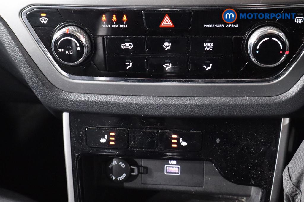 Ssangyong Korando Ventura Manual Petrol SUV - Stock Number (1591789) - 10th supplementary image