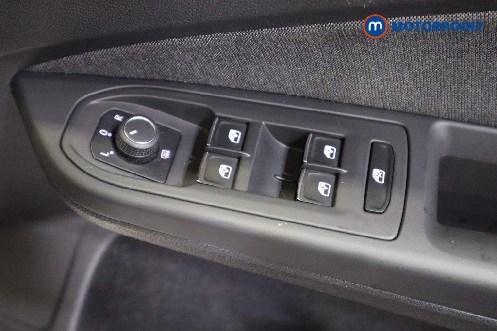 Volkswagen Golf Life Manual Petrol Hatchback - Stock Number (1591865) - 11th supplementary image