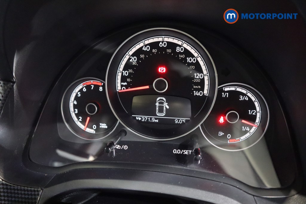 Volkswagen UP R-Line Manual Petrol Hatchback - Stock Number (1592061) - 4th supplementary image