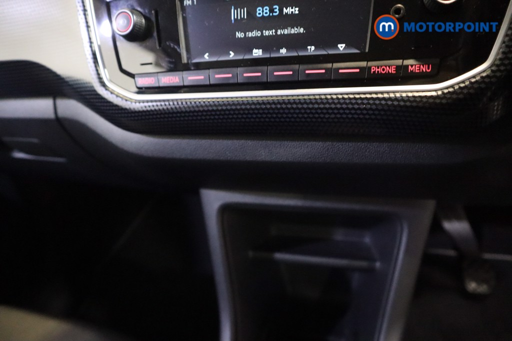 Volkswagen UP R-Line Manual Petrol Hatchback - Stock Number (1592061) - 5th supplementary image