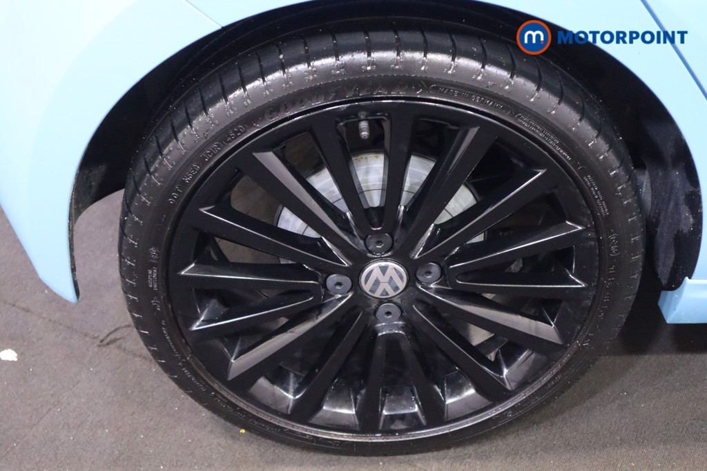 Volkswagen UP R-Line Manual Petrol Hatchback - Stock Number (1592061) - 21st supplementary image