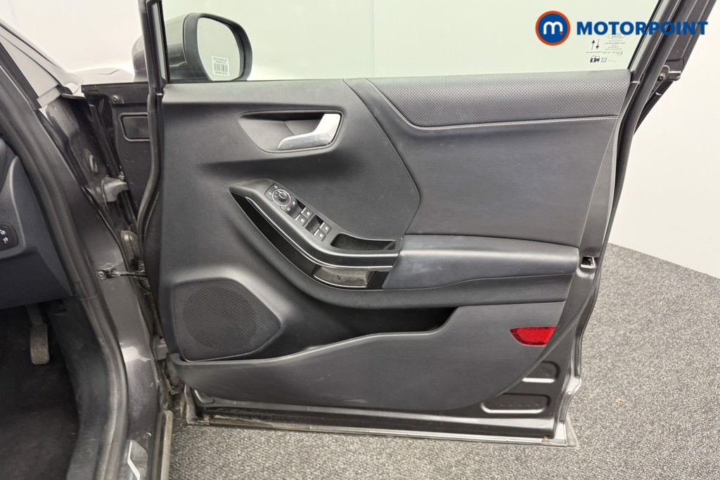 Ford Puma St-Line Vignale Automatic Petrol SUV - Stock Number (1563860) - 17th supplementary image