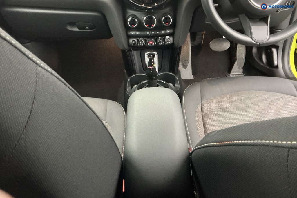 Mini Convertible Cooper Classic Automatic Petrol Convertible - Stock Number (1582248) - 10th supplementary image