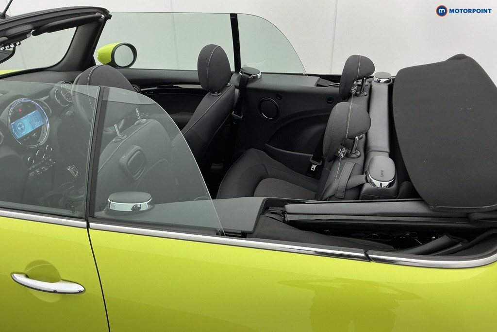 Mini Convertible Cooper Classic Automatic Petrol Convertible - Stock Number (1582248) - 25th supplementary image