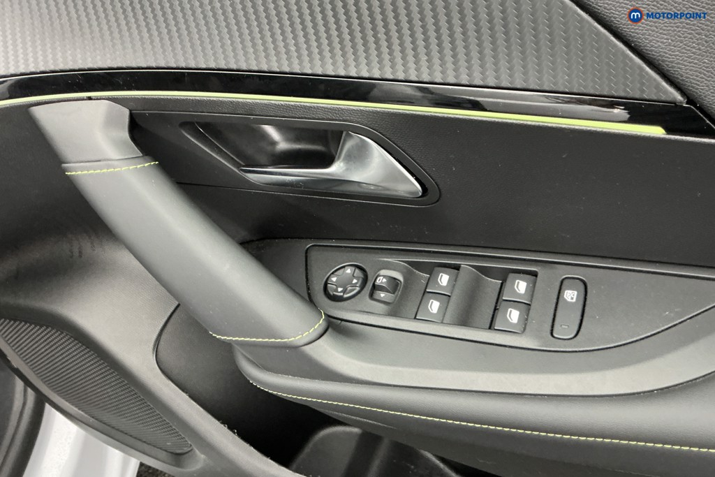Peugeot 2008 GT Automatic Electric SUV - Stock Number (1584373) - 21st supplementary image