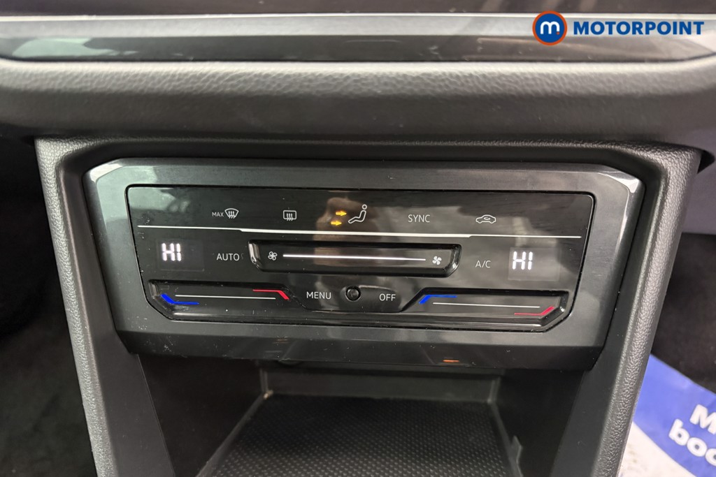 Volkswagen Tiguan Life Manual Petrol SUV - Stock Number (1584555) - 5th supplementary image
