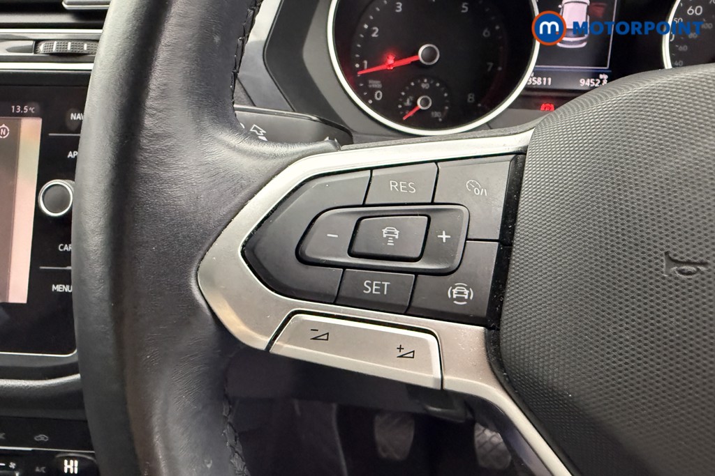Volkswagen Tiguan Life Manual Petrol SUV - Stock Number (1584555) - 8th supplementary image