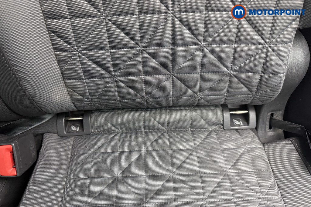 Volkswagen Tiguan Life Manual Petrol SUV - Stock Number (1584555) - 18th supplementary image