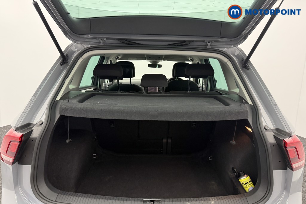 Volkswagen Tiguan Life Manual Petrol SUV - Stock Number (1584555) - 20th supplementary image